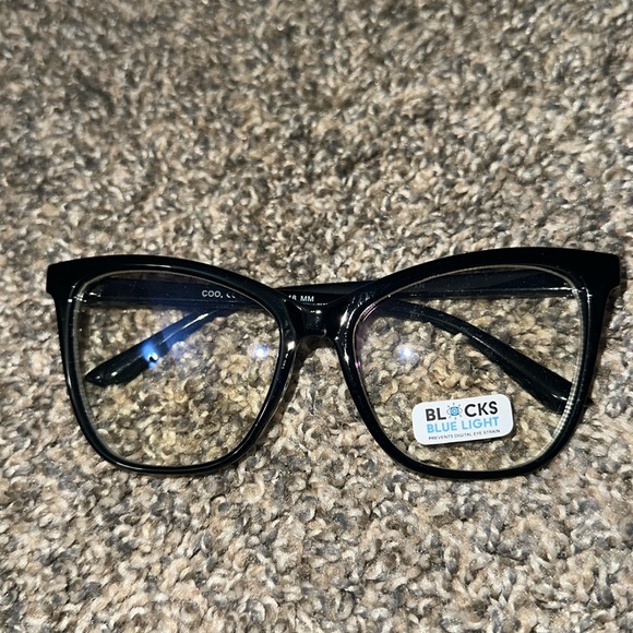 Fashion Nova Accessories - Read your mind blue light glasses